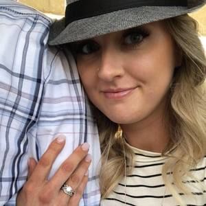 Meet your Posher, April